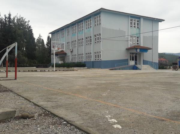 Karabörtlen Selahattin Göktuğ Ortaokulu Fotoğrafı